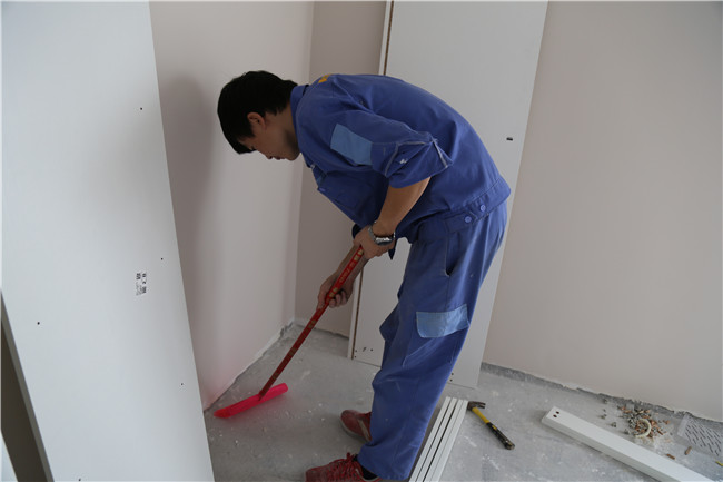 作為一名家具安裝工，該具備哪些基本素養(yǎng)？